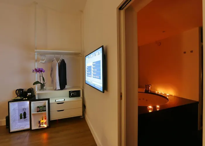 Apartment Sant'angelo Exclusive Spacious Art Rom